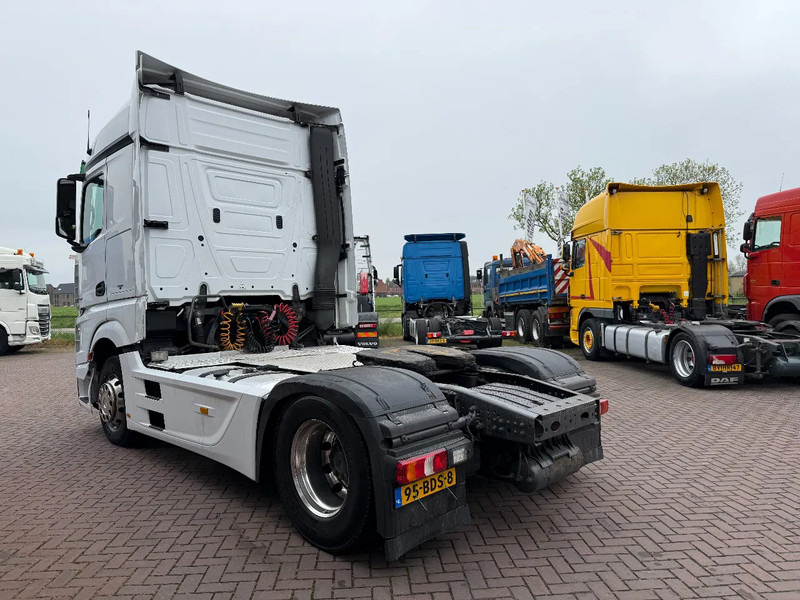 Mercedes-Benz Actros Actros 1842LS Streamspace/full spoiler/xenon/Holland Truck !!!!!! - Tractor unit: picture 3 Mercedes-Benz Actros Actros 1842LS Streamspace/full spoiler/xenon/Holland Truck !!!!!! - Tractor unit: picture 3
