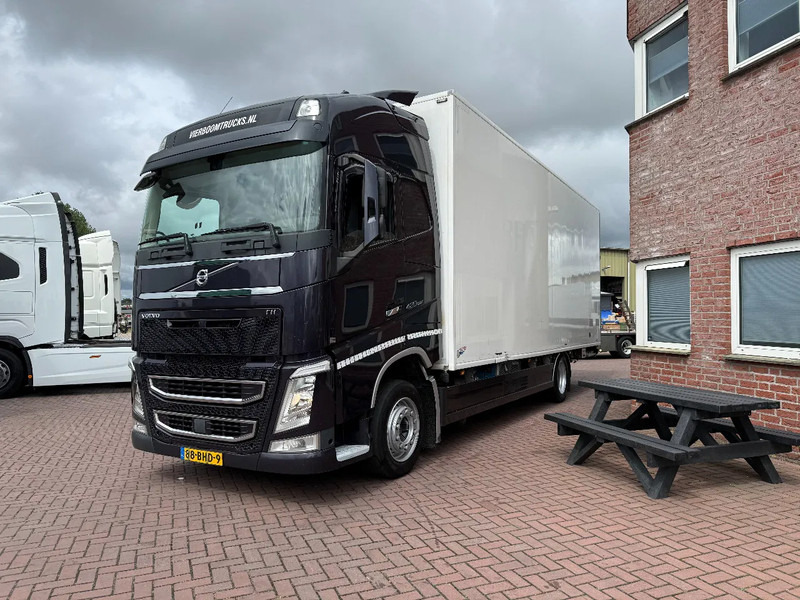 Volvo FH FH420 4X2 Globetrotter XL Kuhlkoffer mit Frigoblock - Refrigerator truck: picture 2 Volvo FH FH420 4X2 Globetrotter XL Kuhlkoffer mit Frigoblock - Refrigerator truck: picture 2