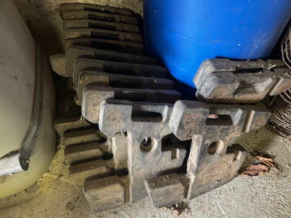 Frontgewichte (14 Stück) für Fiat Traktor - Counterweight: picture 2 Frontgewichte (14 Stück) für Fiat Traktor - Counterweight: picture 2