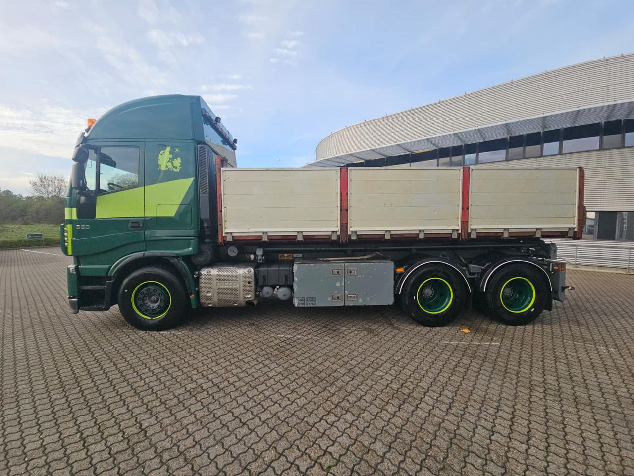 Container transporter/ Swap body truck Iveco Stralis 560 6x4: picture 14 Container transporter/ Swap body truck Iveco Stralis 560 6x4: picture 14