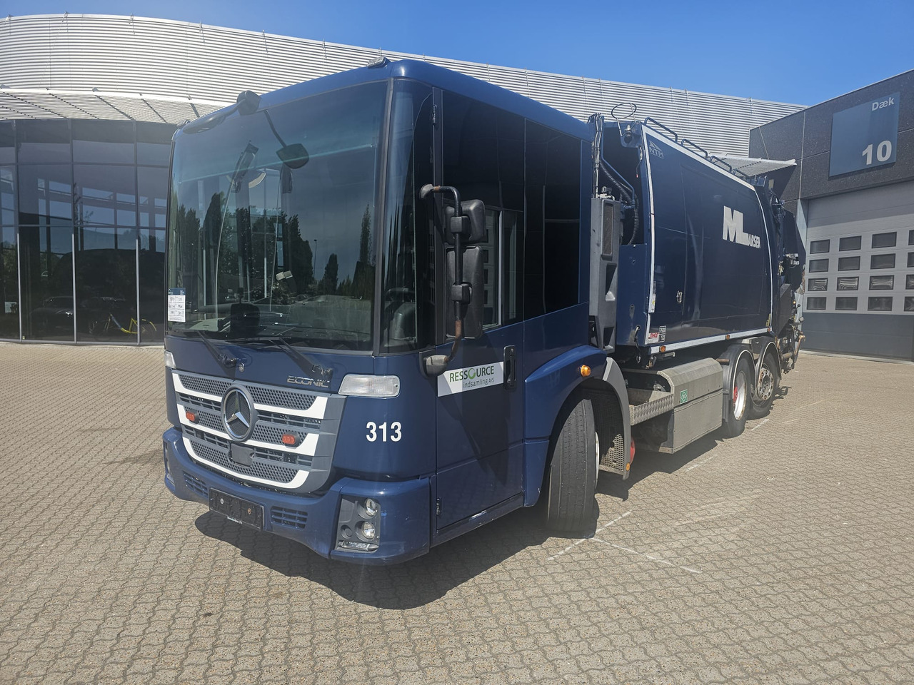 Mercedes Econic 2630 Gas-CNG - Garbage truck: picture 1 Mercedes Econic 2630 Gas-CNG - Garbage truck: picture 1