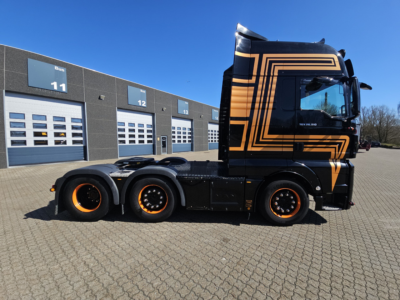 MAN TGX 26.510 - Tractor unit: picture 5 MAN TGX 26.510 - Tractor unit: picture 5