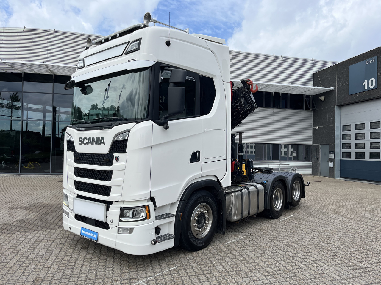Scania S650 6x2 32 T-mtr. kran - Tractor unit: picture 1 Scania S650 6x2 32 T-mtr. kran - Tractor unit: picture 1