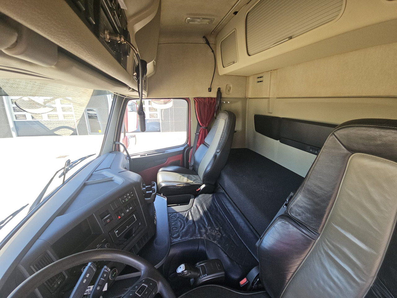 Volvo FMX500 - Container transporter/ Swap body truck: picture 5 Volvo FMX500 - Container transporter/ Swap body truck: picture 5