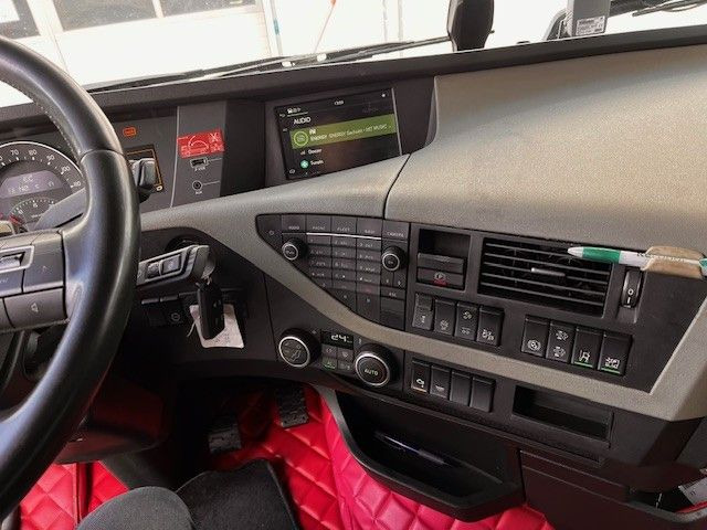 Hook lift truck Volvo FH 460 Globetrotter Meiller Abrollkipper: picture 21 Hook lift truck Volvo FH 460 Globetrotter Meiller Abrollkipper: picture 21