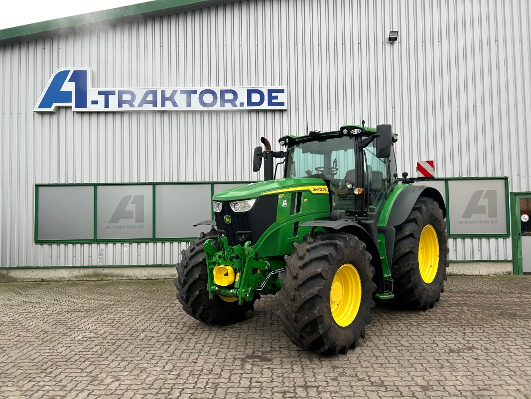 John Deere 6R 195 - Farm tractor: picture 1 John Deere 6R 195 - Farm tractor: picture 1