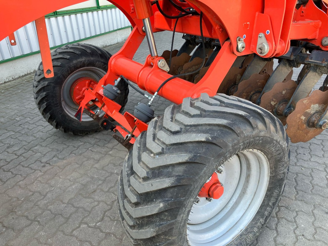 Kuhn Optimer 5003 - Disc harrow: picture 5 Kuhn Optimer 5003 - Disc harrow: picture 5