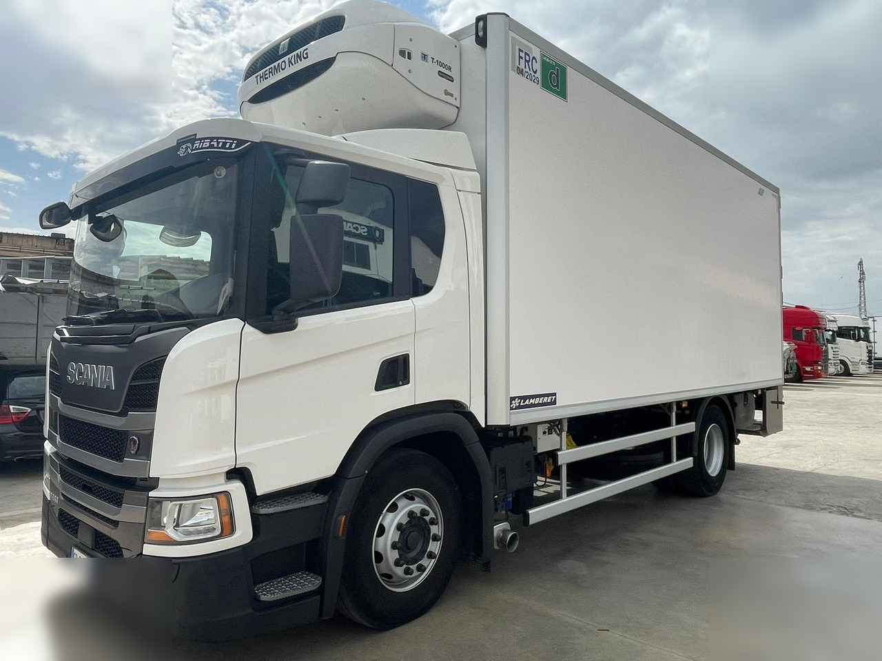 SCANIA P280 - Refrigerator truck: picture 2 SCANIA P280 - Refrigerator truck: picture 2