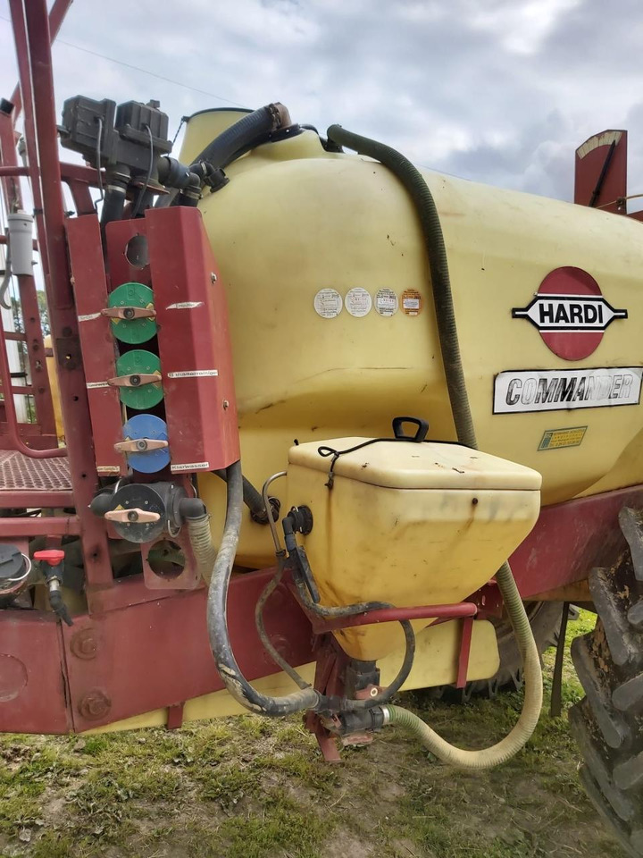 Hardi Commander 4200 - Trailed sprayer: picture 4 Hardi Commander 4200 - Trailed sprayer: picture 4