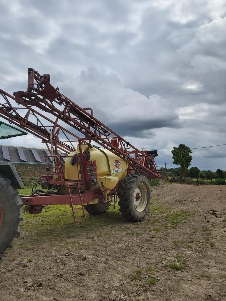 Hardi Commander 4200 - Trailed sprayer: picture 1 Hardi Commander 4200 - Trailed sprayer: picture 1