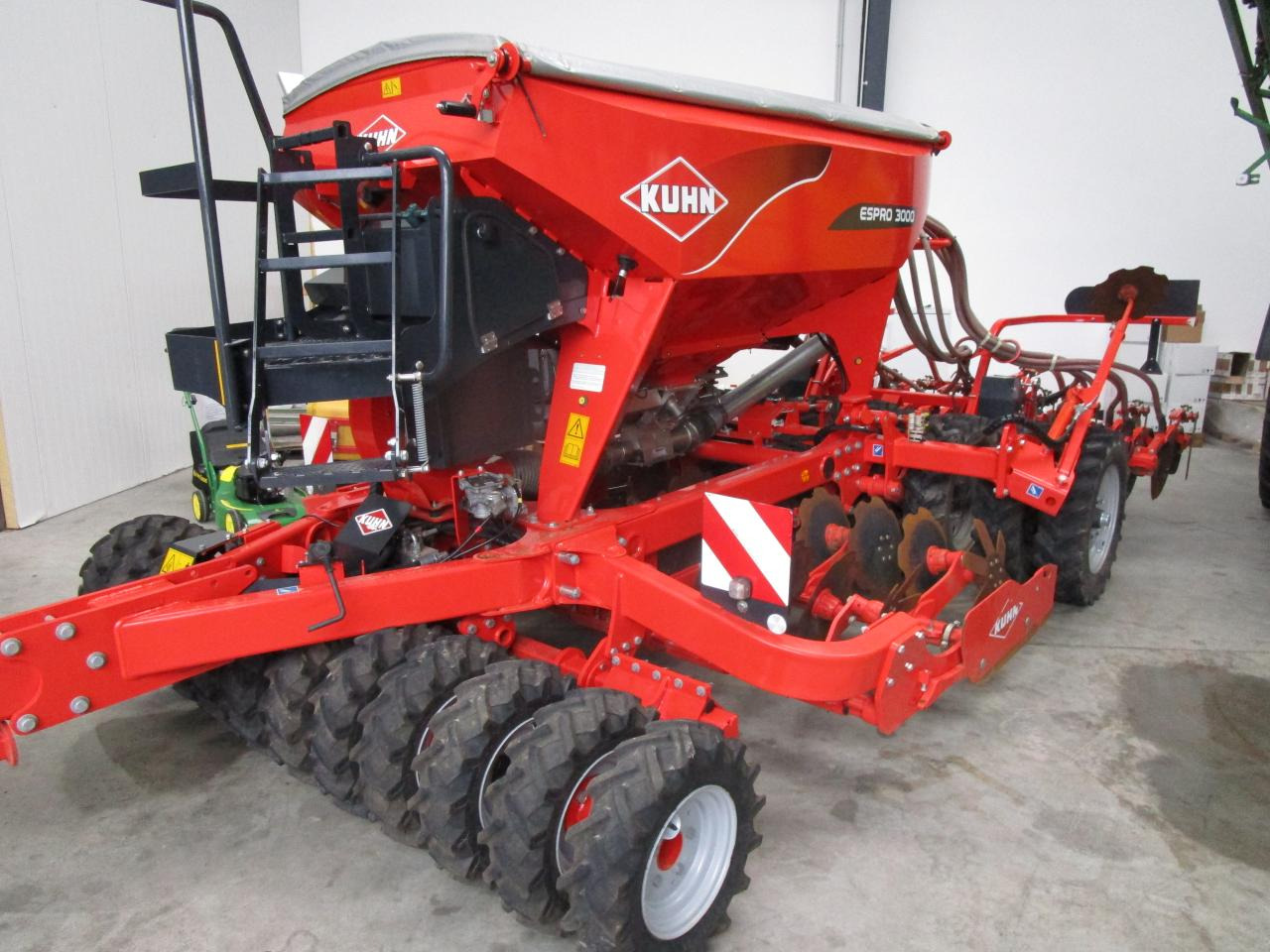 Kuhn Espro 3000 - Seed drill: picture 1 Kuhn Espro 3000 - Seed drill: picture 1