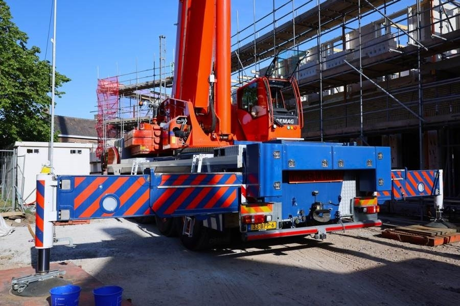 Demag AC220-5 Dutch Registration, 10x6x10, 220t Ca - All terrain crane: picture 2 Demag AC220-5 Dutch Registration, 10x6x10, 220t Ca - All terrain crane: picture 2