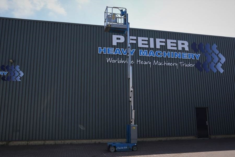 Genie GR20 Electric, 8m Working Height, Non Marking Tyre - Scissor lift: picture 2 Genie GR20 Electric, 8m Working Height, Non Marking Tyre - Scissor lift: picture 2