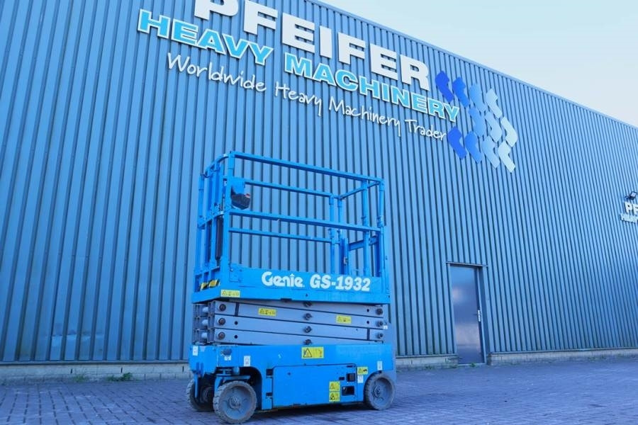 Genie GS1932 Electric, Working Height 7.8 m, 227kg Capac - Scissor lift: picture 1 Genie GS1932 Electric, Working Height 7.8 m, 227kg Capac - Scissor lift: picture 1