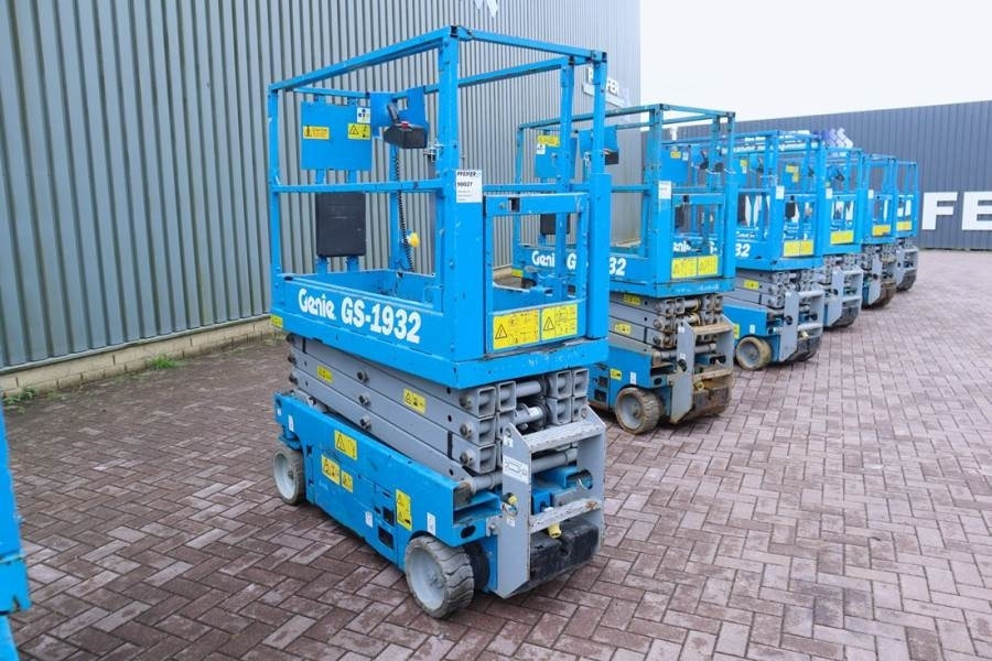 Genie GS1932 Electric, Working Height 7.8 m, 227kg Capac - Scissor lift: picture 2 Genie GS1932 Electric, Working Height 7.8 m, 227kg Capac - Scissor lift: picture 2
