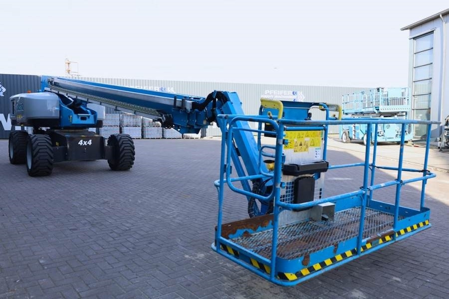 Telescopic boom Genie S85XC Valid inspection, *Guarantee! Diesel, 4x4 Dr: picture 8