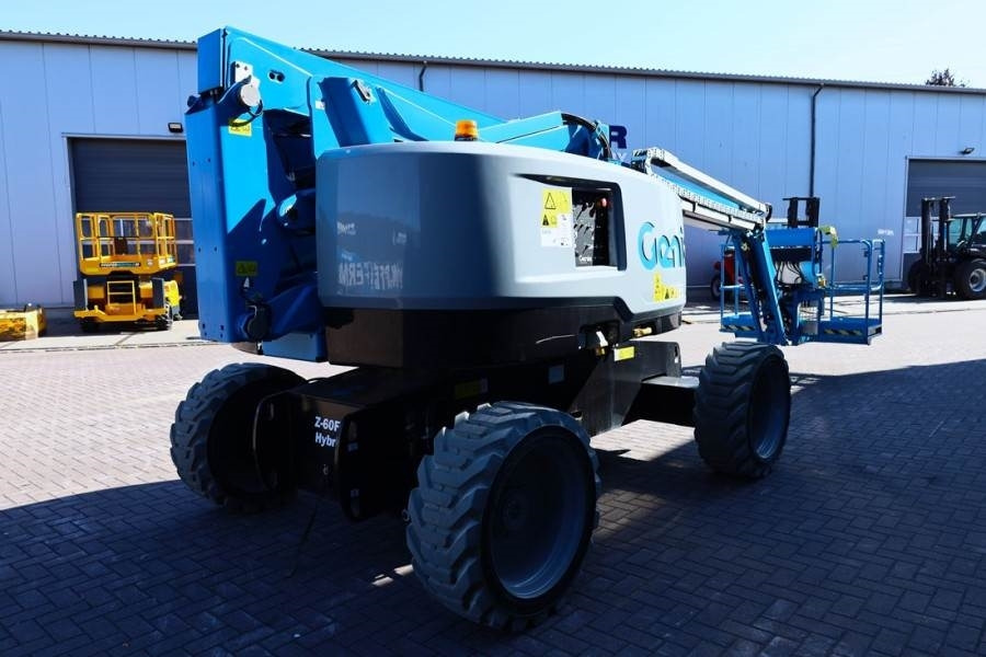 Genie Z60/37FE Guarantee! Hybrid, 4x4 Drive, 20m Working - Articulated boom: picture 2 Genie Z60/37FE Guarantee! Hybrid, 4x4 Drive, 20m Working - Articulated boom: picture 2