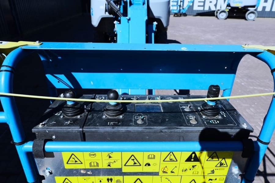 Genie Z60/37FE Guarantee! Hybrid, 4x4 Drive, 20m Working - Articulated boom: picture 4 Genie Z60/37FE Guarantee! Hybrid, 4x4 Drive, 20m Working - Articulated boom: picture 4