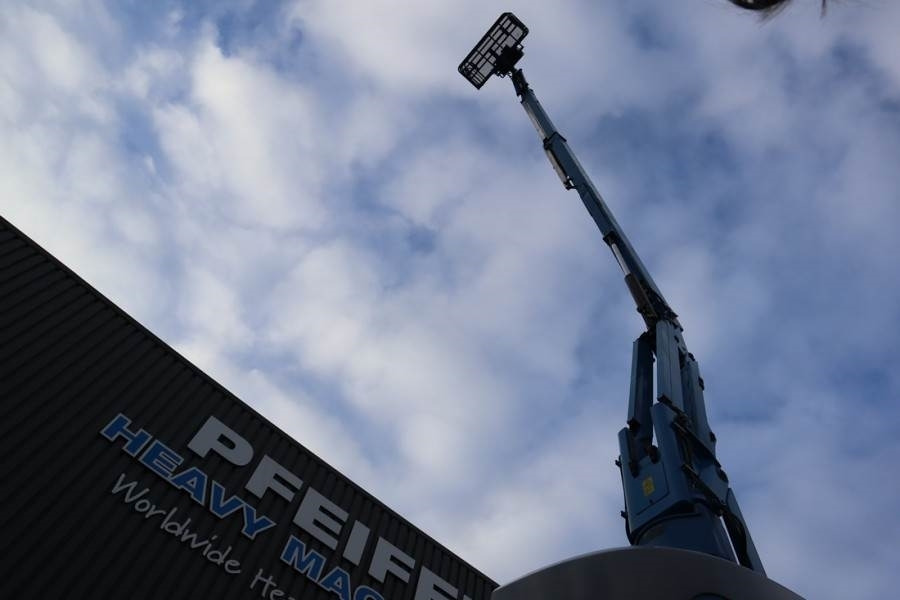 Genie Z60/37FE Valid Inspection, *Guarantee! Hybrid, 4x4 - Articulated boom: picture 3 Genie Z60/37FE Valid Inspection, *Guarantee! Hybrid, 4x4 - Articulated boom: picture 3