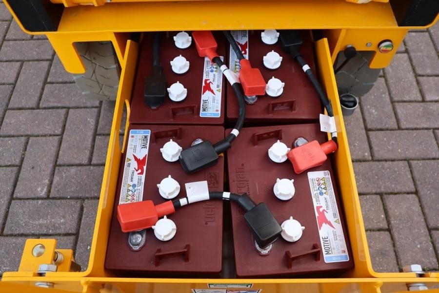 Haulotte Compact 10N Valid Iinspection, *Guarantee! 10m Wor - Scissor lift: picture 3 Haulotte Compact 10N Valid Iinspection, *Guarantee! 10m Wor - Scissor lift: picture 3