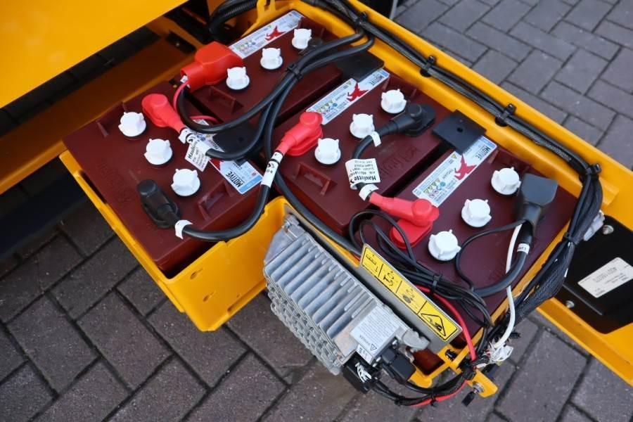 Haulotte Compact 10N Valid Iinspection, *Guarantee! 10m Wor - Scissor lift: picture 4 Haulotte Compact 10N Valid Iinspection, *Guarantee! 10m Wor - Scissor lift: picture 4