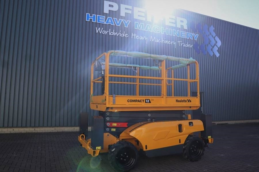 Haulotte Compact 12DX Valid Inspection, *Guarantee! Diesel, - Scissor lift: picture 1 Haulotte Compact 12DX Valid Inspection, *Guarantee! Diesel, - Scissor lift: picture 1