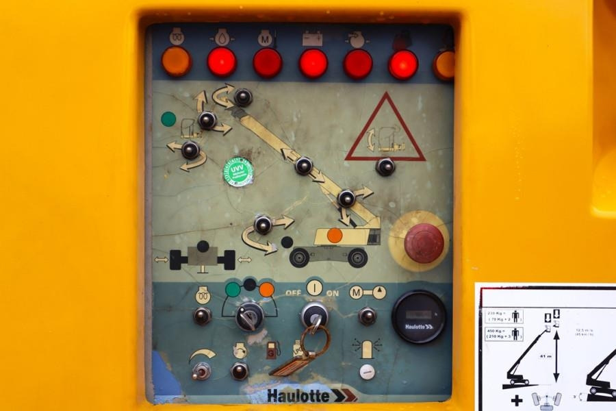 Haulotte H43TPX Diesel, 4x4x4 Drive, 42.2m Working Height,  - Telescopic boom: picture 4 Haulotte H43TPX Diesel, 4x4x4 Drive, 42.2m Working Height,  - Telescopic boom: picture 4