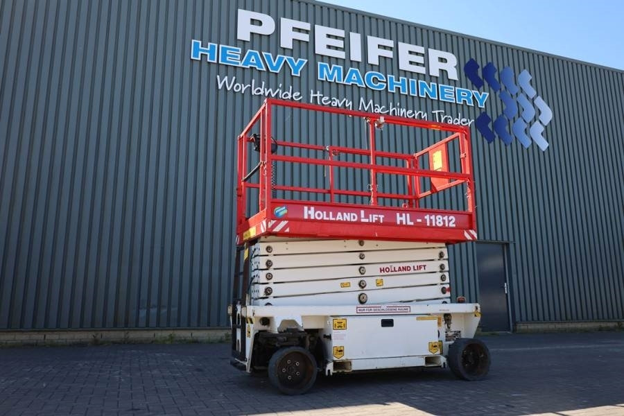 Holland Lift Ecostar HL-11812 Electric, 14m Working Height, 300 - Scissor lift: picture 1 Holland Lift Ecostar HL-11812 Electric, 14m Working Height, 300 - Scissor lift: picture 1