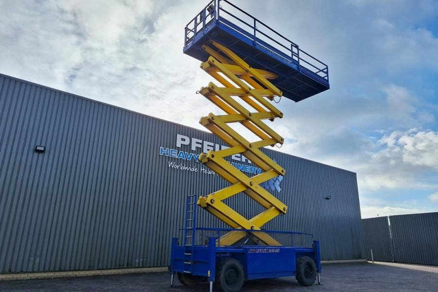 JLG 245-25 Diesel, 4x4 Drive, 26m Working Height, 750k - Scissor lift: picture 2 JLG 245-25 Diesel, 4x4 Drive, 26m Working Height, 750k - Scissor lift: picture 2