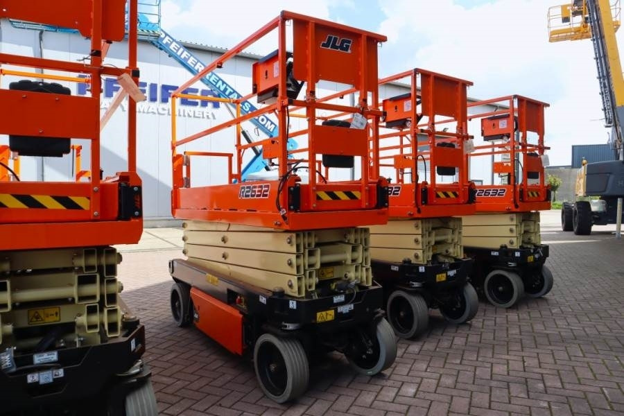 JLG R2632 Unused, Electric, 9.60m Working Height, 230k - Scissor lift: picture 3 JLG R2632 Unused, Electric, 9.60m Working Height, 230k - Scissor lift: picture 3