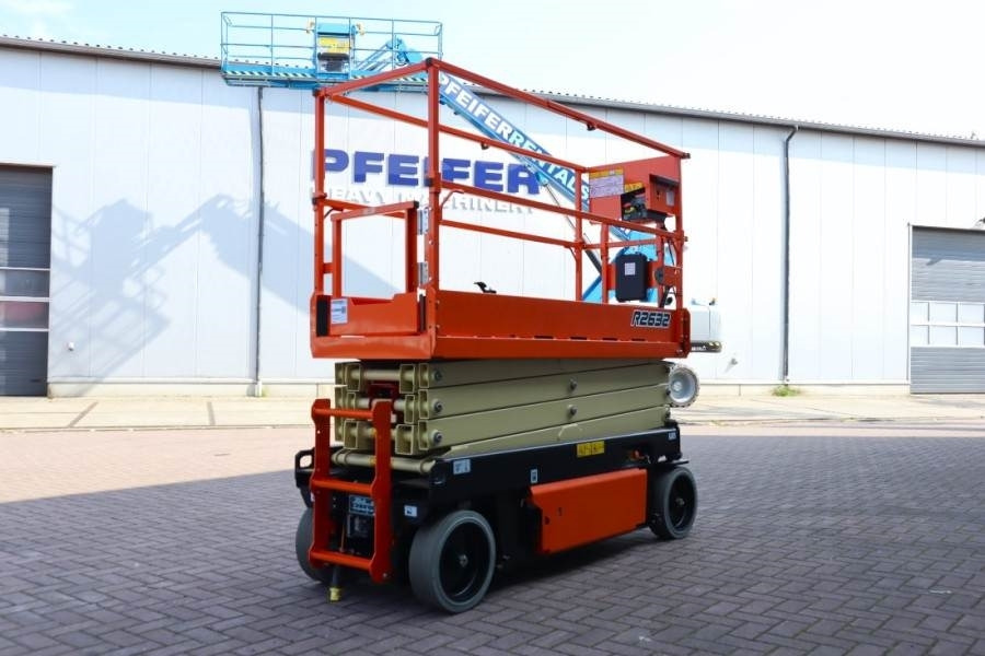 JLG R2632 Unused, Electric, 9.60m Working Height, 230k - Scissor lift: picture 2 JLG R2632 Unused, Electric, 9.60m Working Height, 230k - Scissor lift: picture 2
