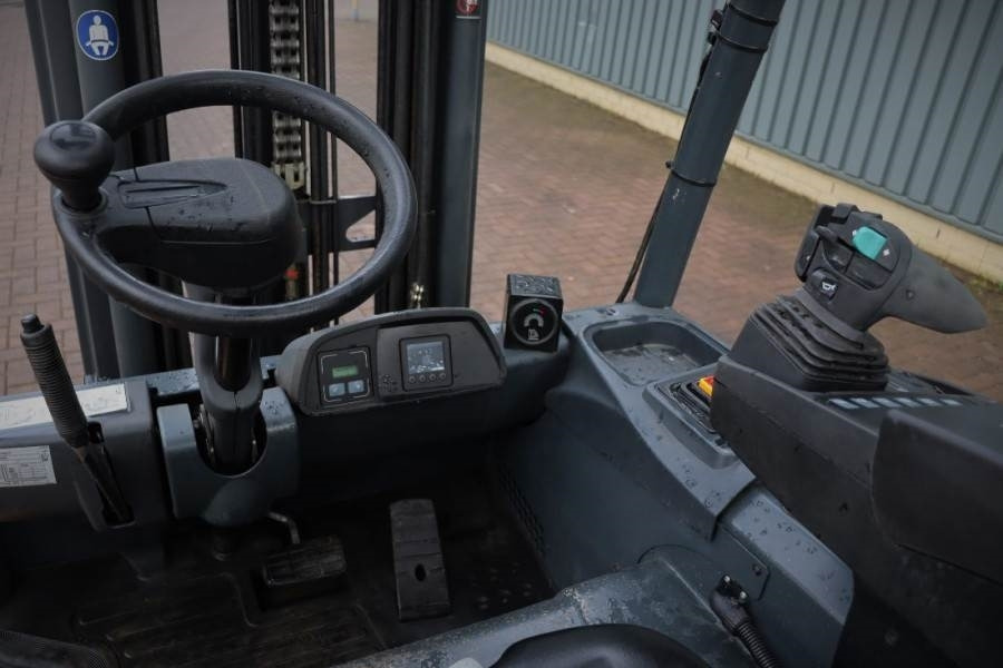 Jungheinrich EFG425K Valid inspection, *Guarantee! Electric, Li - Diesel forklift: picture 4 Jungheinrich EFG425K Valid inspection, *Guarantee! Electric, Li - Diesel forklift: picture 4