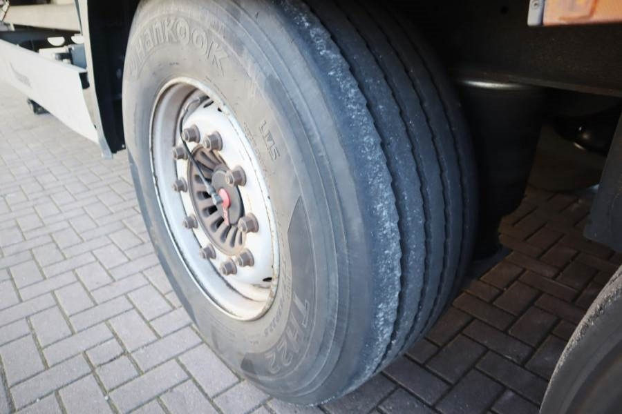 Leasing of Krone SD Dutch Registration, 3-Axle, Lift Axle, Air Susp Krone SD Dutch Registration, 3-Axle, Lift Axle, Air Susp: picture 16 Leasing of Krone SD Dutch Registration, 3-Axle, Lift Axle, Air Susp Krone SD Dutch Registration, 3-Axle, Lift Axle, Air Susp: picture 16