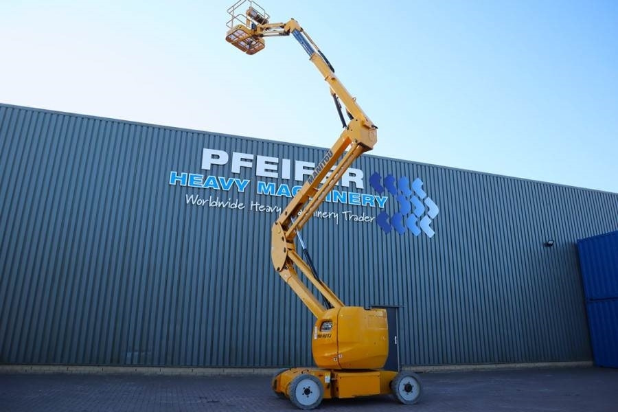 Manitou 150AETJ Compact Electric, 15m Working Height, 6.5m - Articulated boom: picture 3 Manitou 150AETJ Compact Electric, 15m Working Height, 6.5m - Articulated boom: picture 3