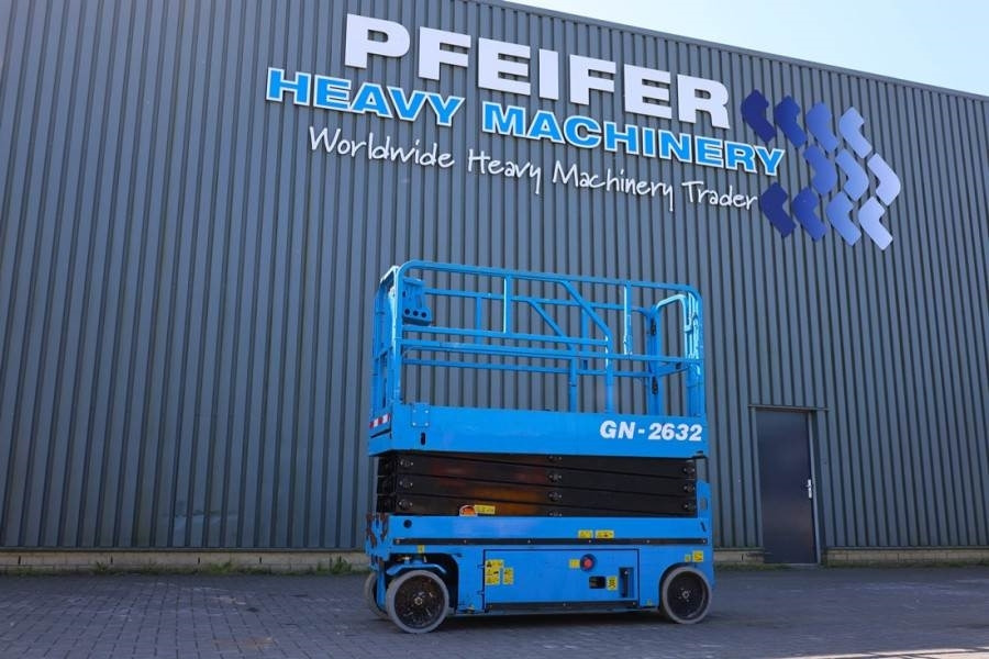 Sinoboom GN-2632 Electric, 10.1m Working Height, 250kg Capa - Scissor lift: picture 1 Sinoboom GN-2632 Electric, 10.1m Working Height, 250kg Capa - Scissor lift: picture 1