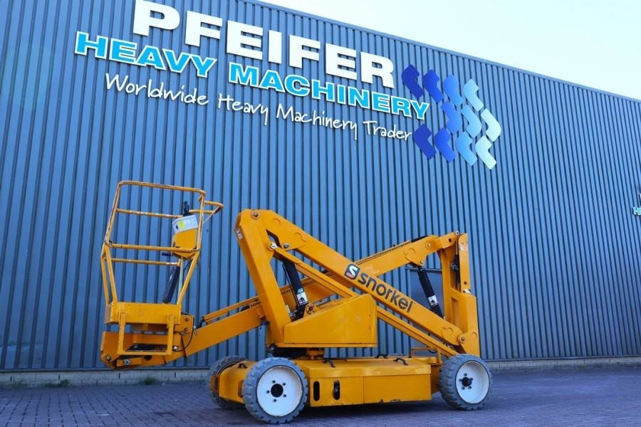 Snorkel A38E Electric, 13.5m Working Height, 6.1m Reach, 2 - Articulated boom: picture 1 Snorkel A38E Electric, 13.5m Working Height, 6.1m Reach, 2 - Articulated boom: picture 1