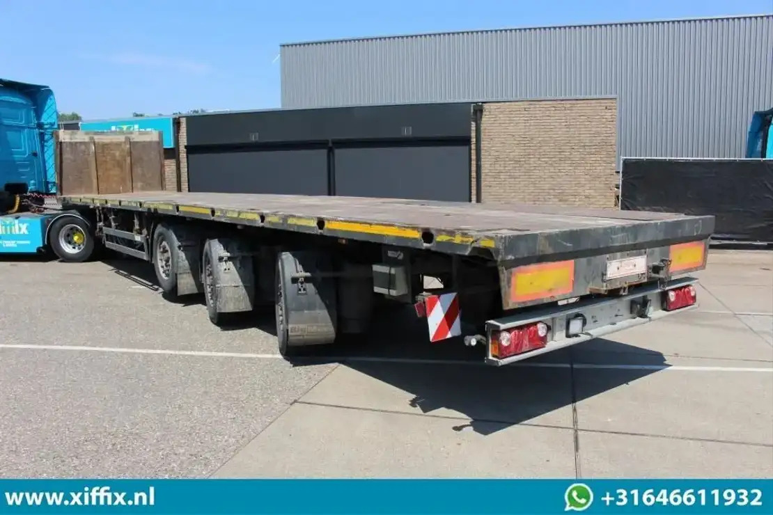 Meusburger 3-ass. Vlakke uitschuifbare oplegger / 2x gestuurd / 13819 - Dropside/ Flatbed semi-trailer: picture 3 Meusburger 3-ass. Vlakke uitschuifbare oplegger / 2x gestuurd / 13819 - Dropside/ Flatbed semi-trailer: picture 3