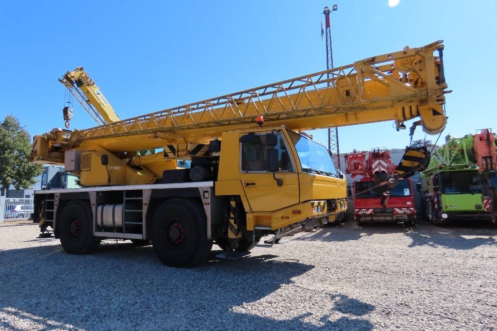 Tadano Faun ATF 40G-2 - All terrain crane: picture 2 Tadano Faun ATF 40G-2 - All terrain crane: picture 2