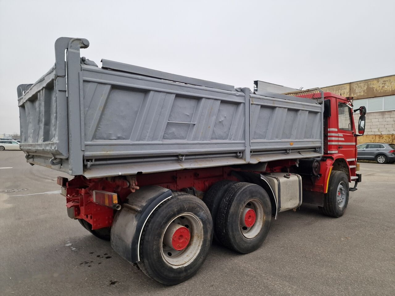 Scania 113 - Tipper: picture 4 Scania 113 - Tipper: picture 4