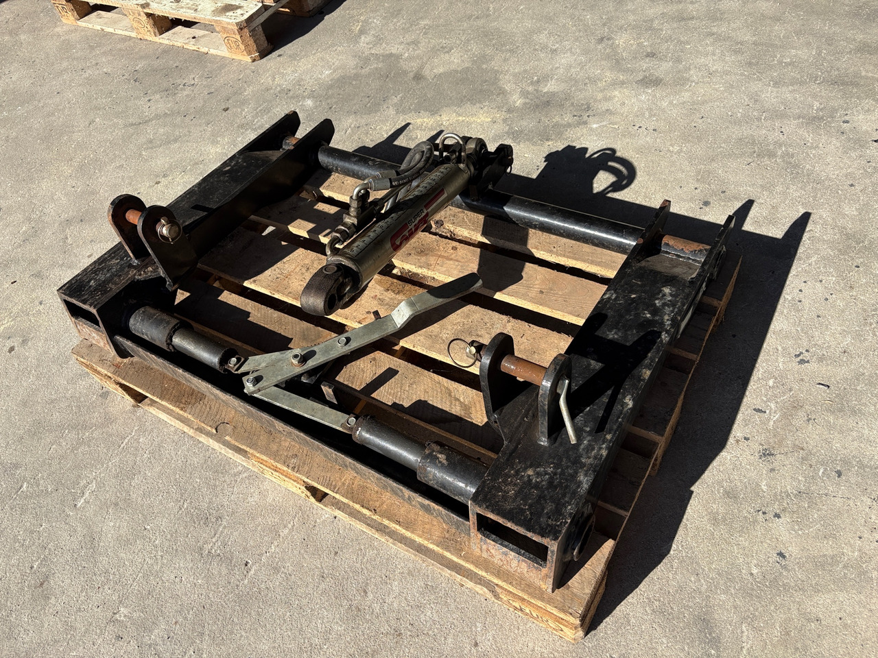LS Equipment M3BB - Attachment for Agricultural machinery: picture 1 LS Equipment M3BB - Attachment for Agricultural machinery: picture 1