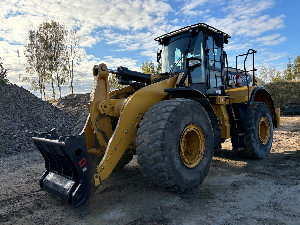 CAT 966M XE - Wheel loader: picture 1 CAT 966M XE - Wheel loader: picture 1