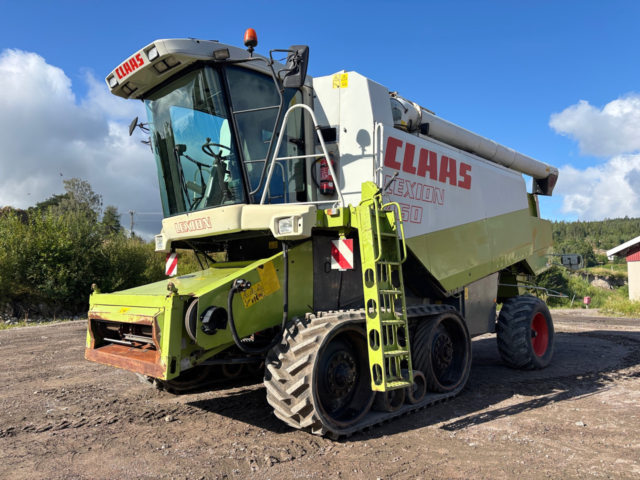 Claas Lexion 460 - Combine harvester: picture 1 Claas Lexion 460 - Combine harvester: picture 1