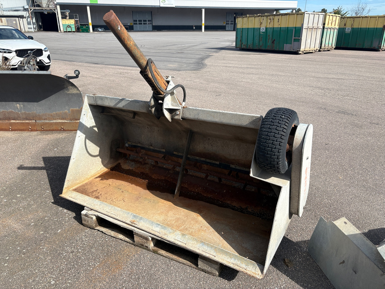 Fjärås 1200/1200 - Sand/ Salt spreader: picture 1 Fjärås 1200/1200 - Sand/ Salt spreader: picture 1