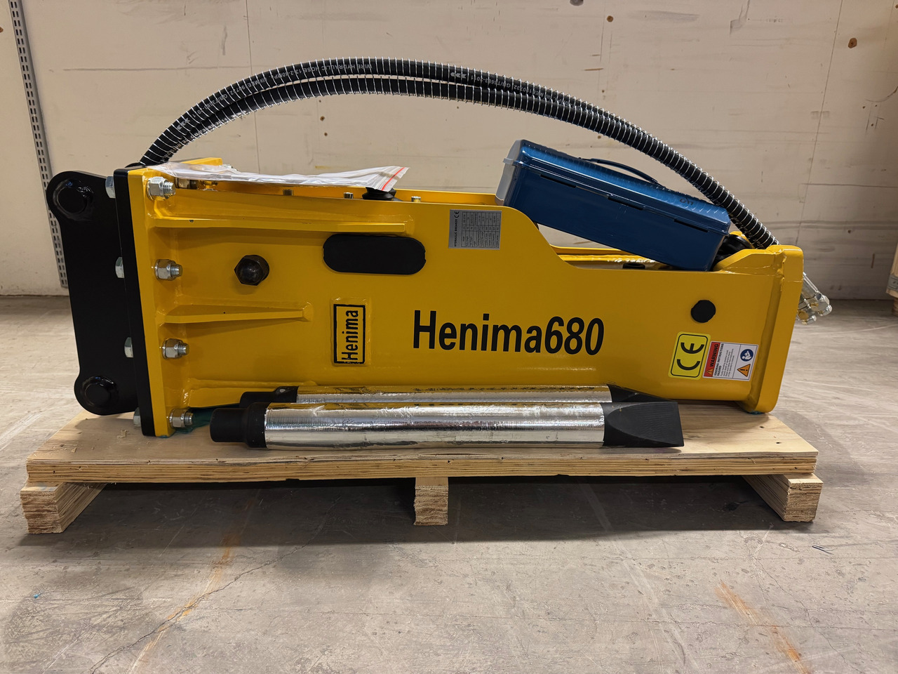 Henima 680 - Construction equipment: picture 1 Henima 680 - Construction equipment: picture 1