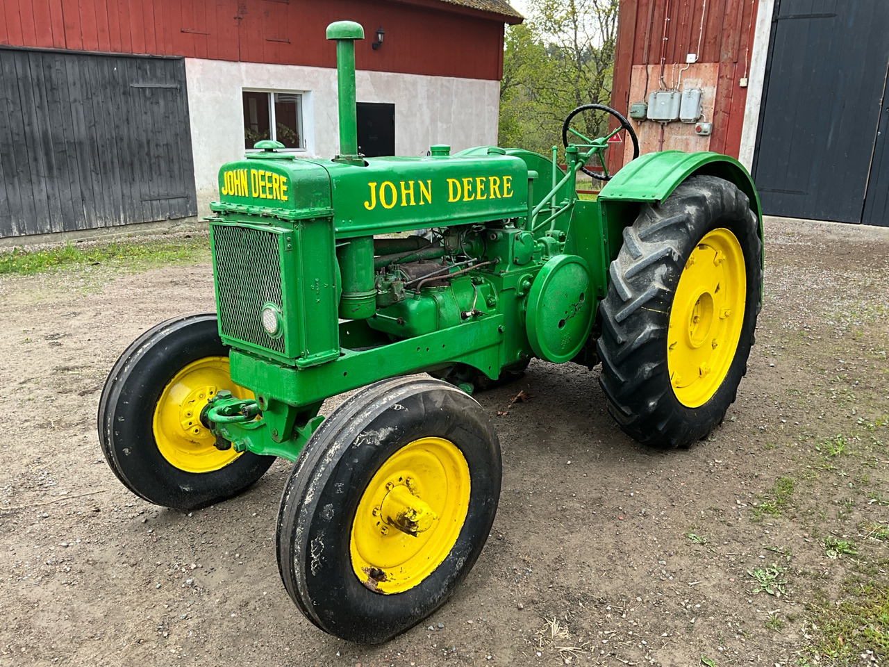 John Deere BR - Farm tractor: picture 1 John Deere BR - Farm tractor: picture 1