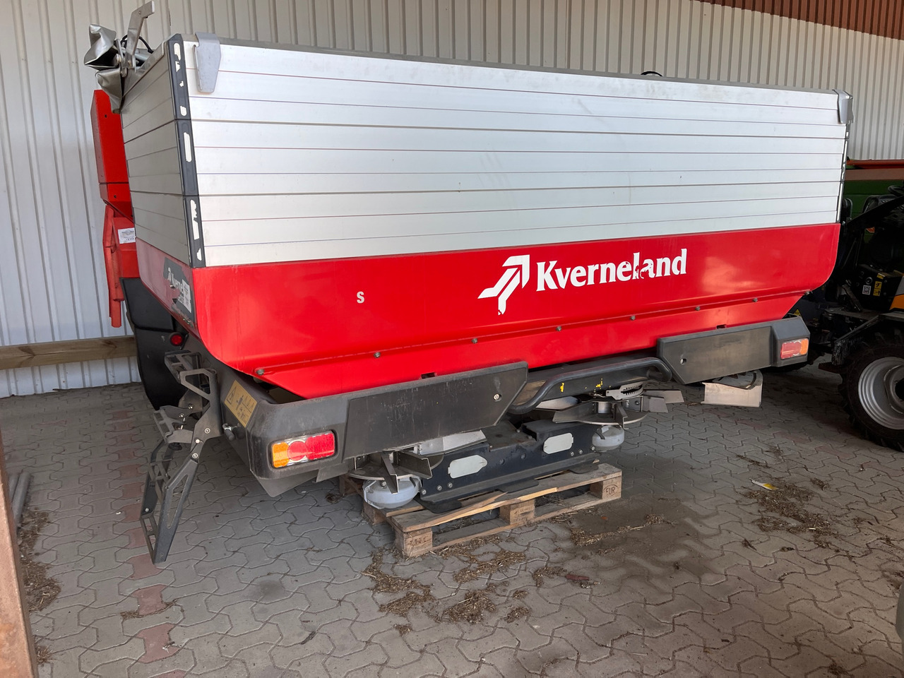 Kverneland Exacta-TLX Geo - Fertilizing equipment: picture 1 Kverneland Exacta-TLX Geo - Fertilizing equipment: picture 1