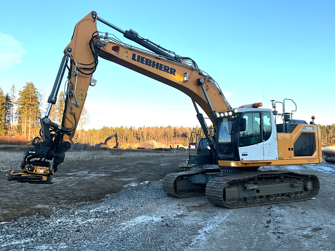 Liebherr R926 LC - Excavator: picture 1 Liebherr R926 LC - Excavator: picture 1