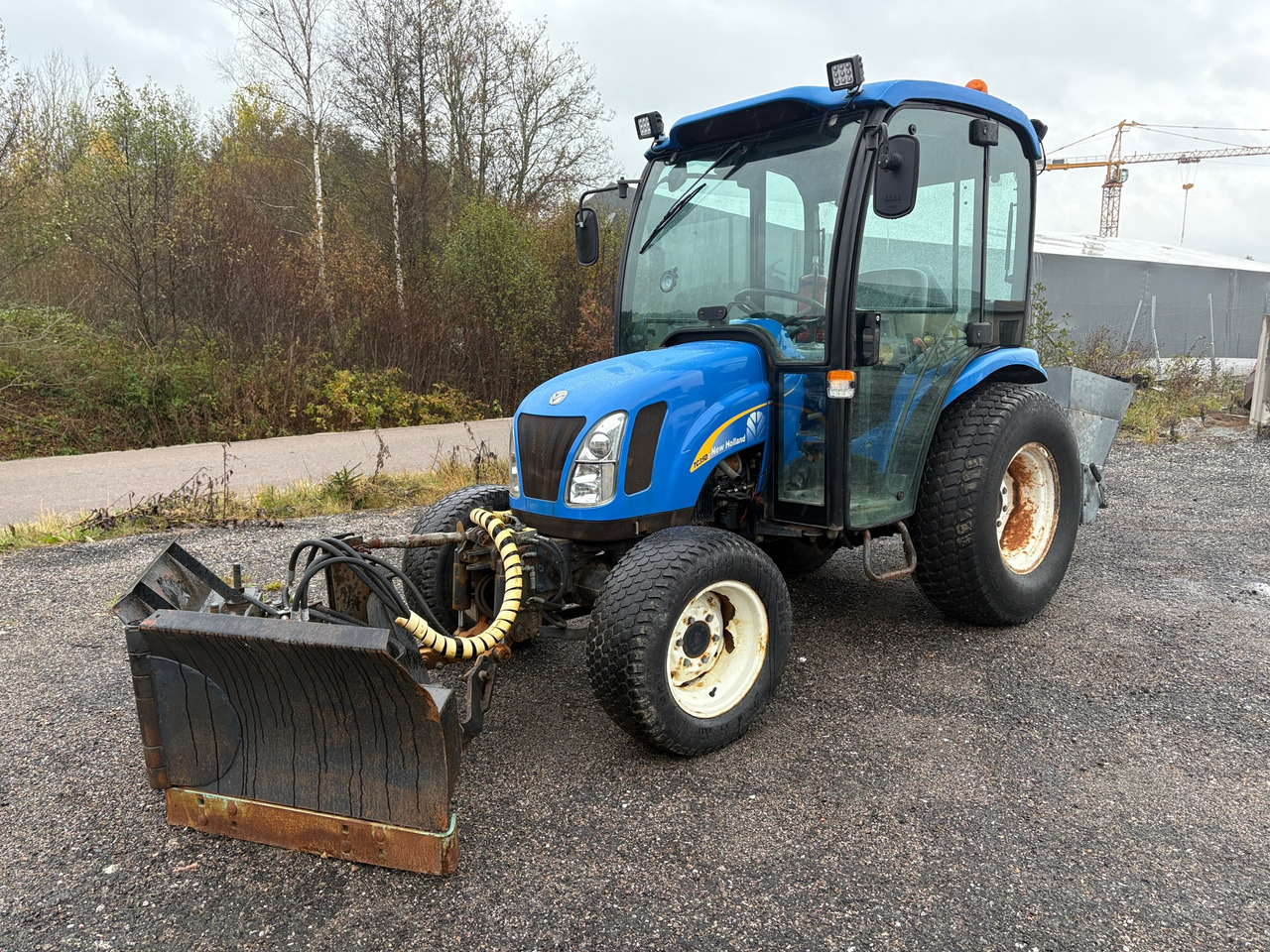 New Holland TC35DA - Farm tractor: picture 1 New Holland TC35DA - Farm tractor: picture 1