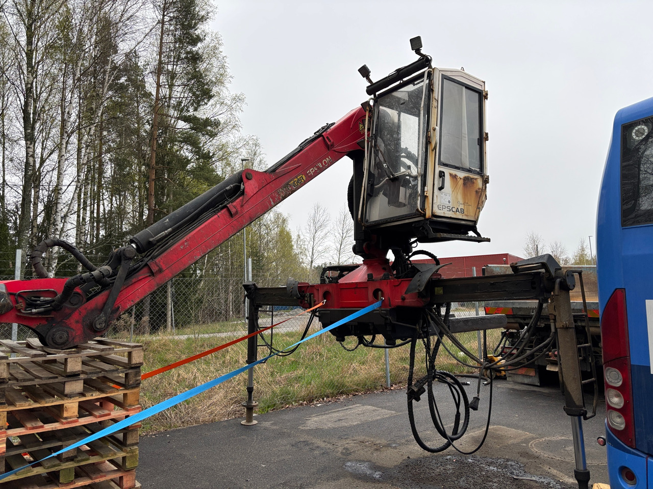 Palfinger Epsilon - Construction equipment: picture 1 Palfinger Epsilon - Construction equipment: picture 1