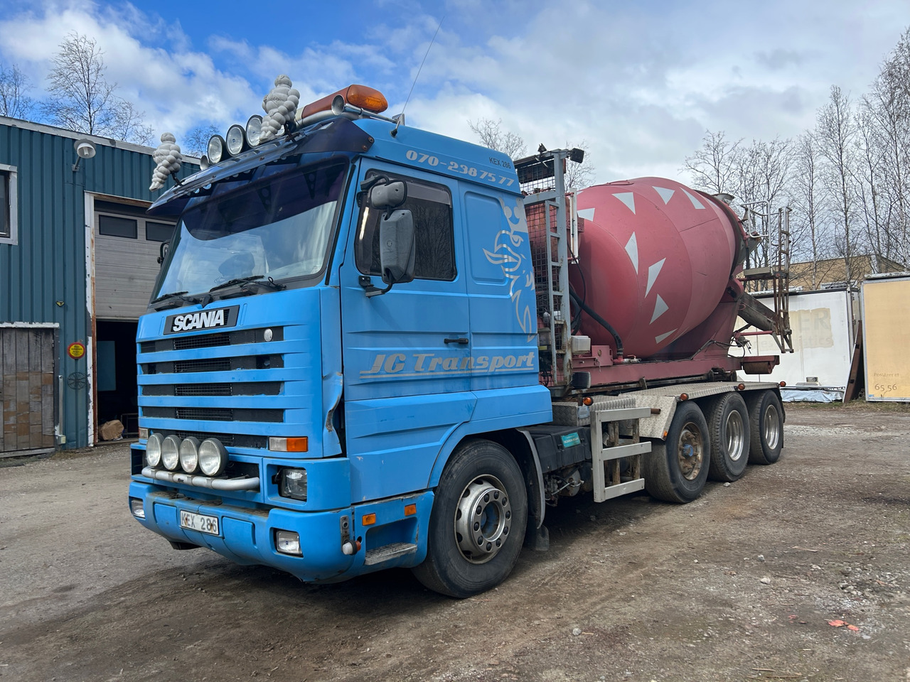 Scania R143HL6W2L42046 - Hook lift truck: picture 1 Scania R143HL6W2L42046 - Hook lift truck: picture 1